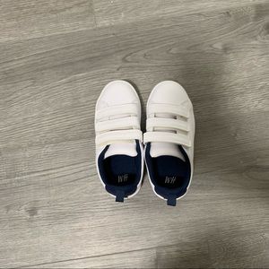 H&M Toddler Boys Velcro Shoes | Size 9